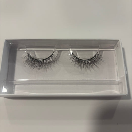 Lashes - FULL OF CLASS